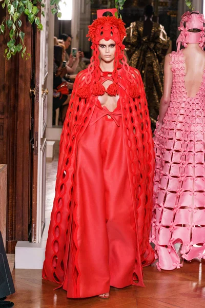 Look 68